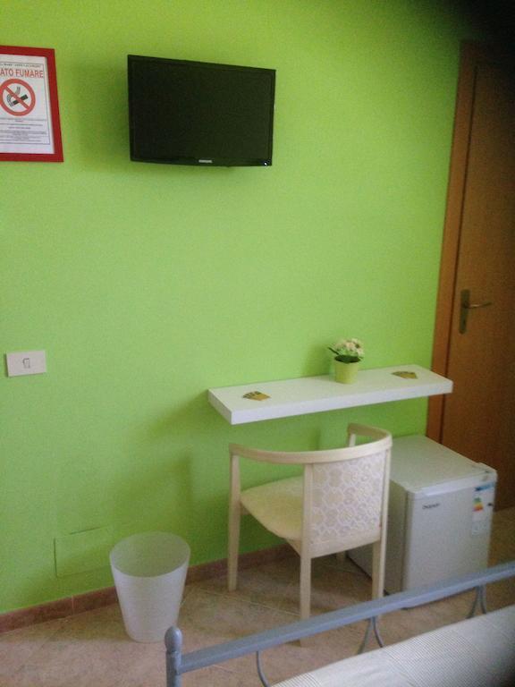 Perla Del Mare Affittacamere Campofelice Di Roccella Quarto foto